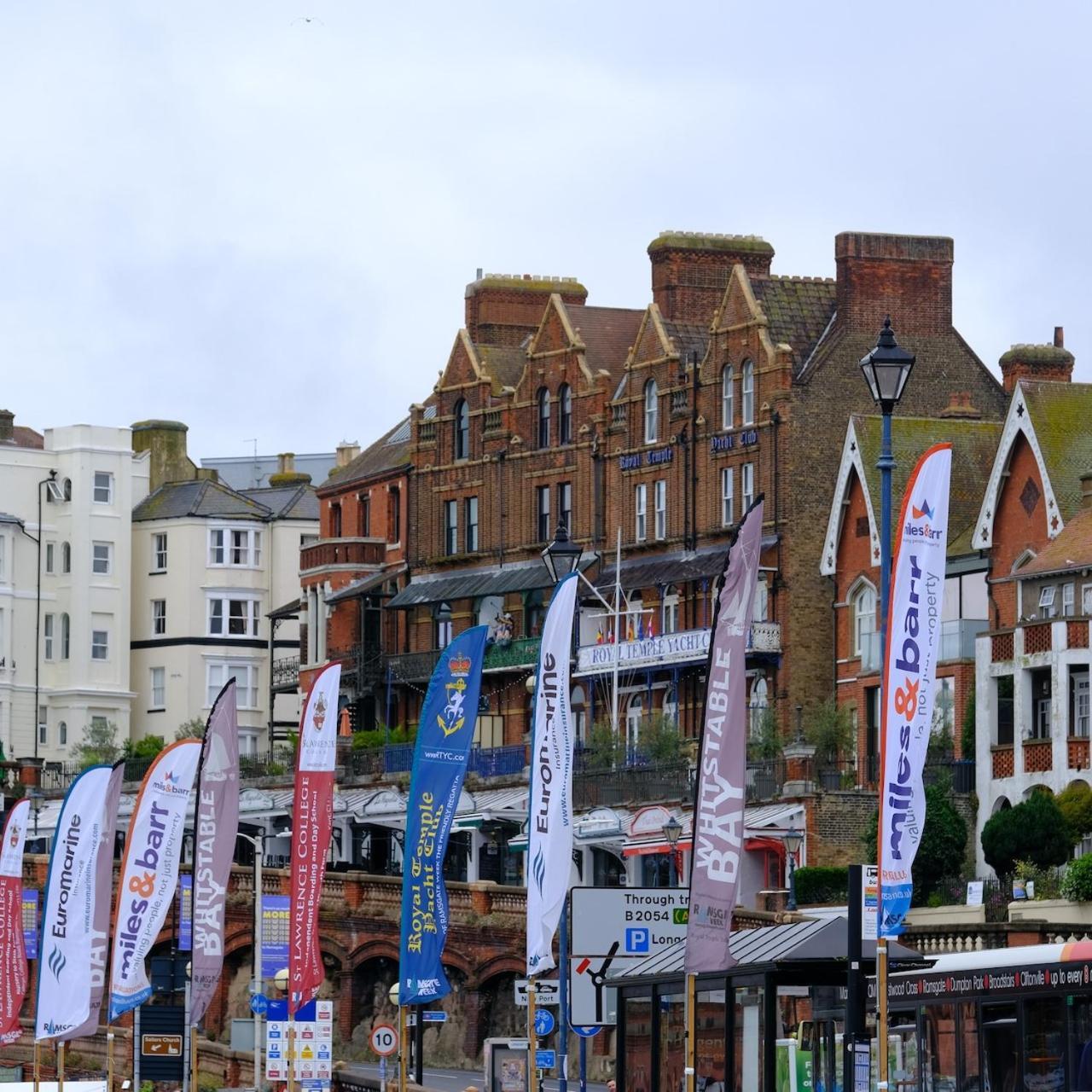 Royal Temple Yacht Club Hotel Ramsgate Kültér fotó